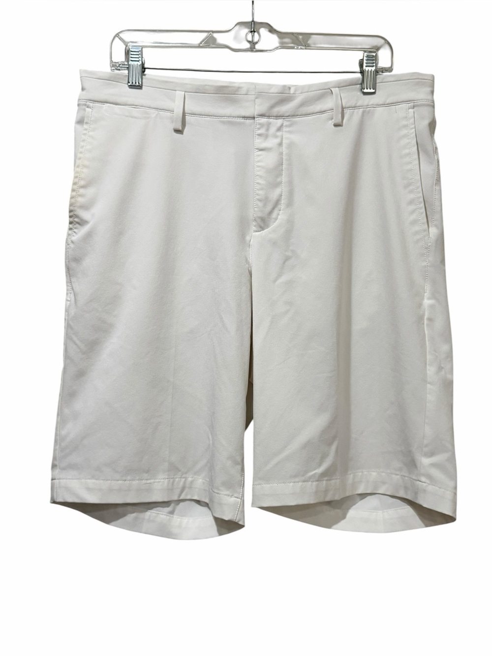 Nike Men's 32 White Golf Shorts Dri Fit 10" B4